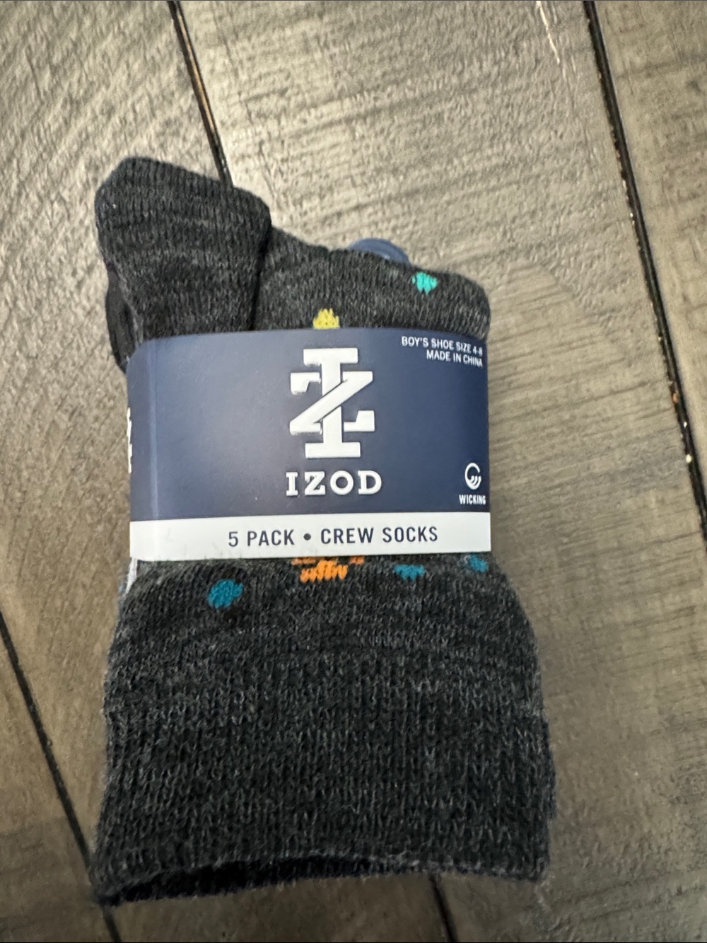Izod Dark Gray Crew Socks with Multicolor Dot Accents - 5 Pack Boy’s size 4-8